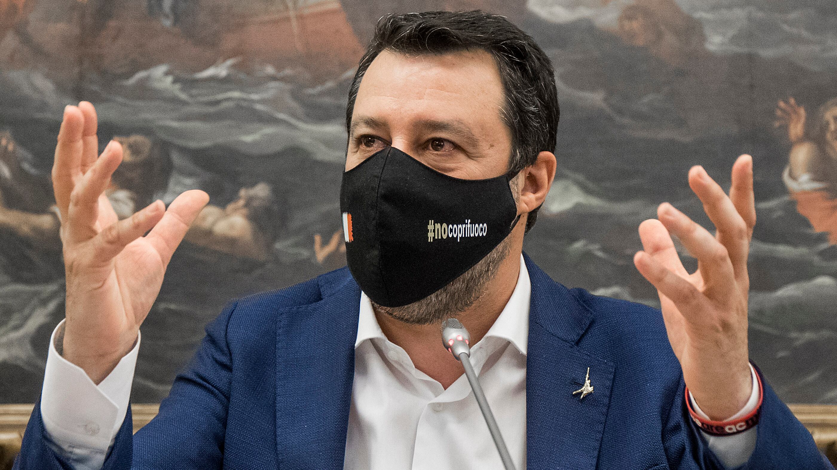 Salvini smonta Letta: "Vuole far arrivare in Italia il doppio dei migranti"