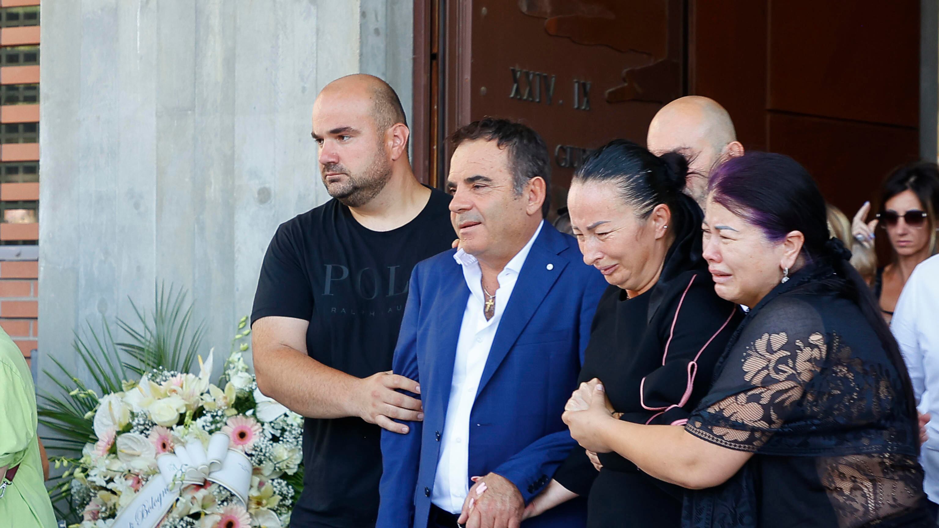Addio a Giulia e Alessia: "Basta vociare, tutti maestri"