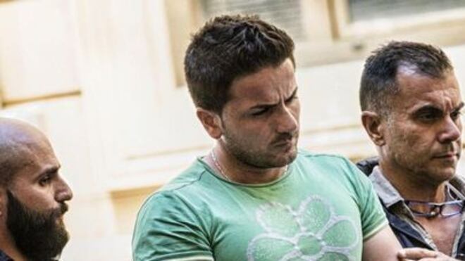 Stupro a Roma, il militare nega tutto: "La ragazza era consenziente"