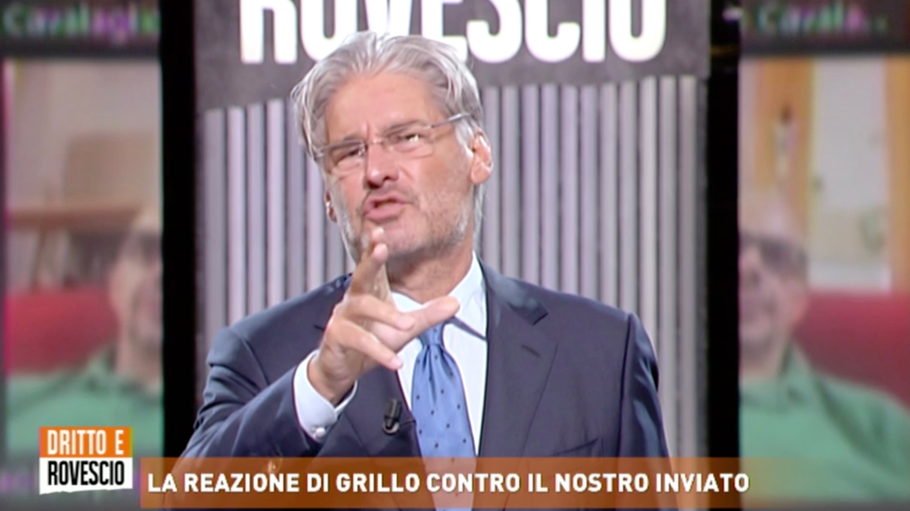 Del Debbio massacra Grillo: "È un poveraccio senza cog..."