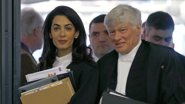 Amal contro Cherie, le due note avvocatesse si sfideranno in tribunale