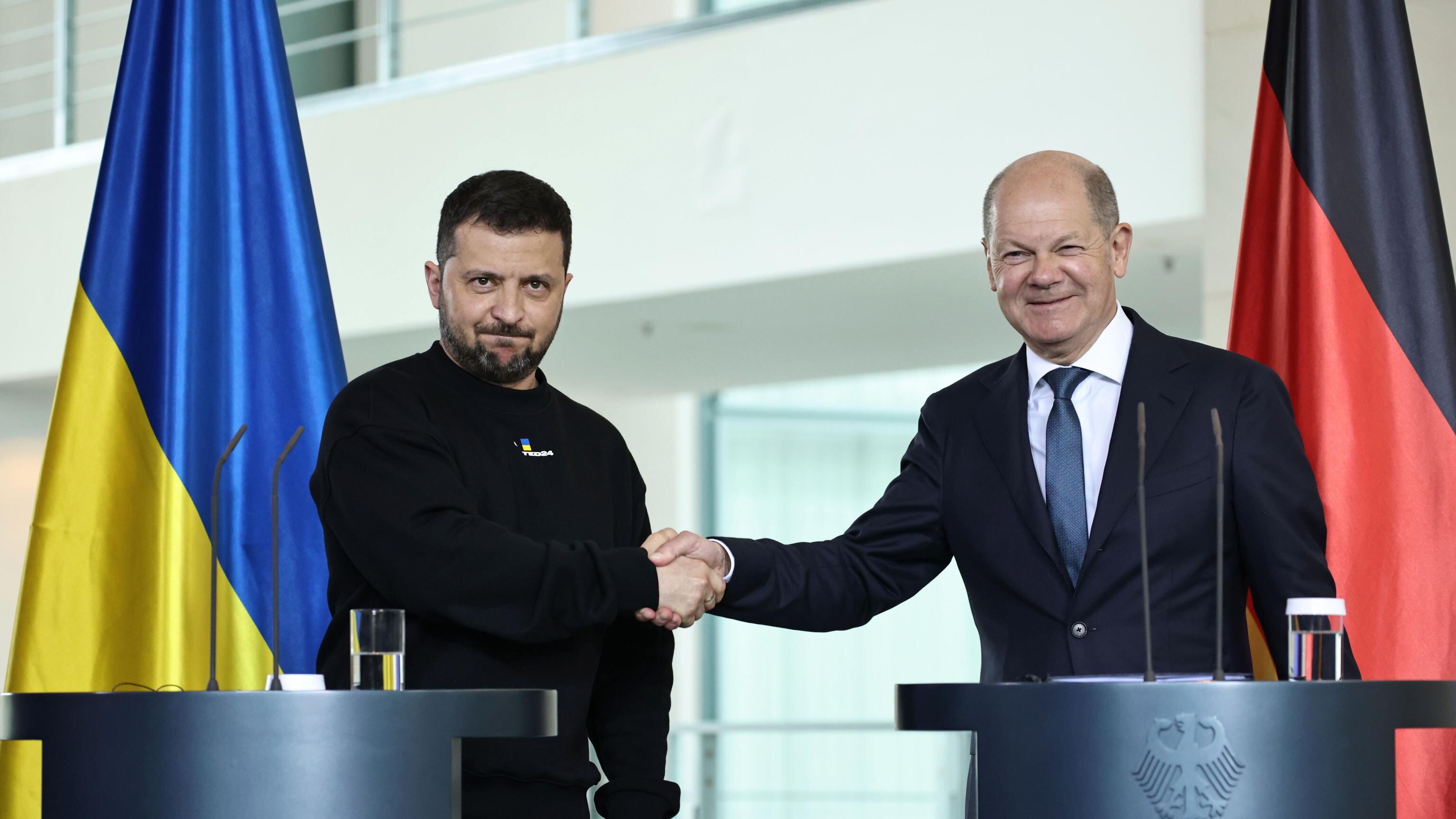 Zelensky a Berlino: dalla Germania nuovi aiuti militari per Kiev