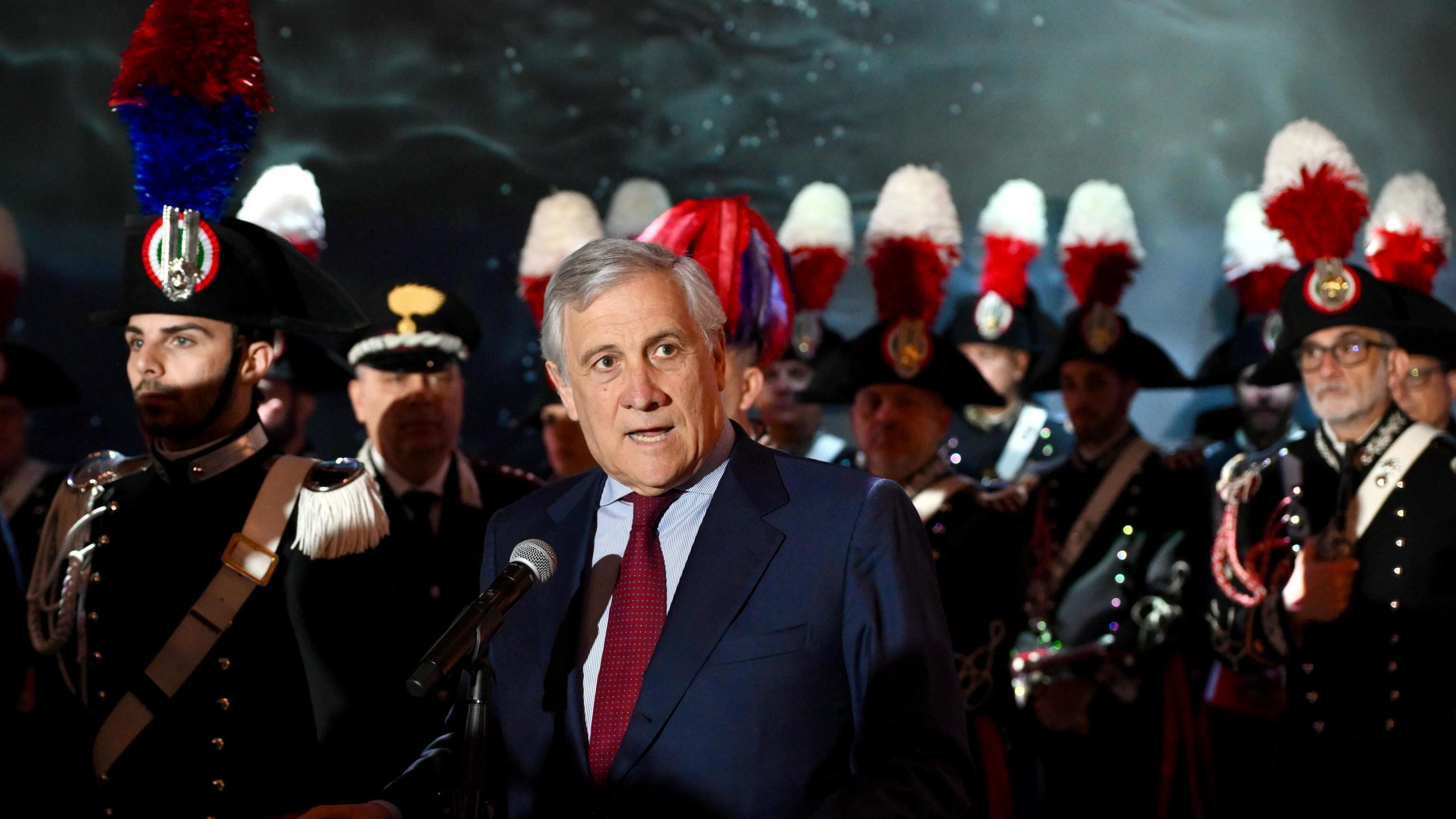 Tajani: "Situazione dazi sta migliorando, Meloni in Usa per azzerarli"