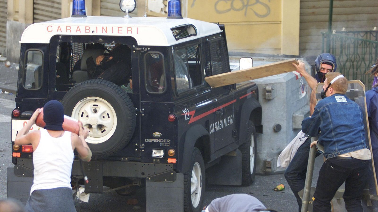 G8 Genova, Fsp Polizia: "Basta osannare Giuliani: via il cippo"