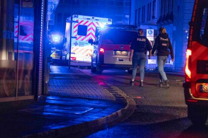 Attentato a Solingen, Germania: 3 morti e uomo in fuga 7