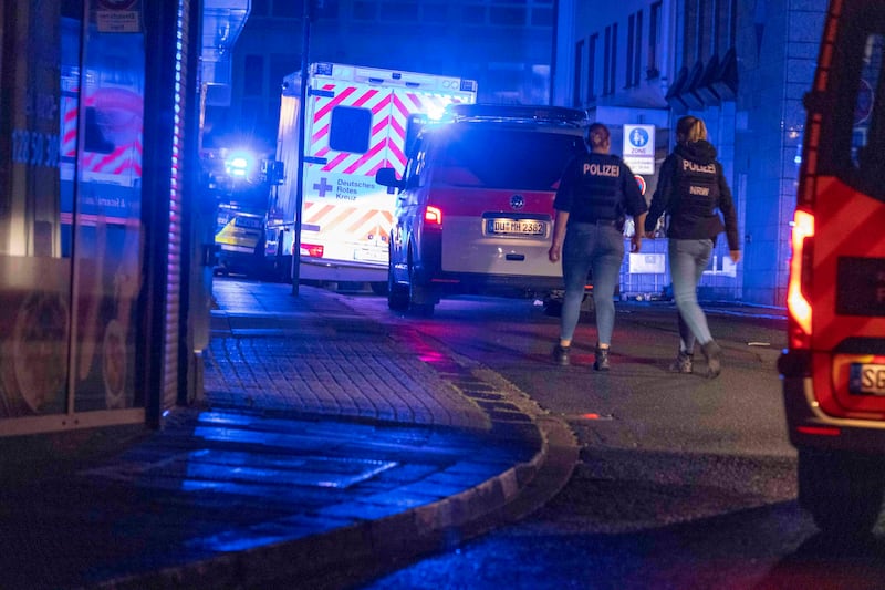 Attentato a Solingen, Germania: 3 morti e uomo in fuga 7