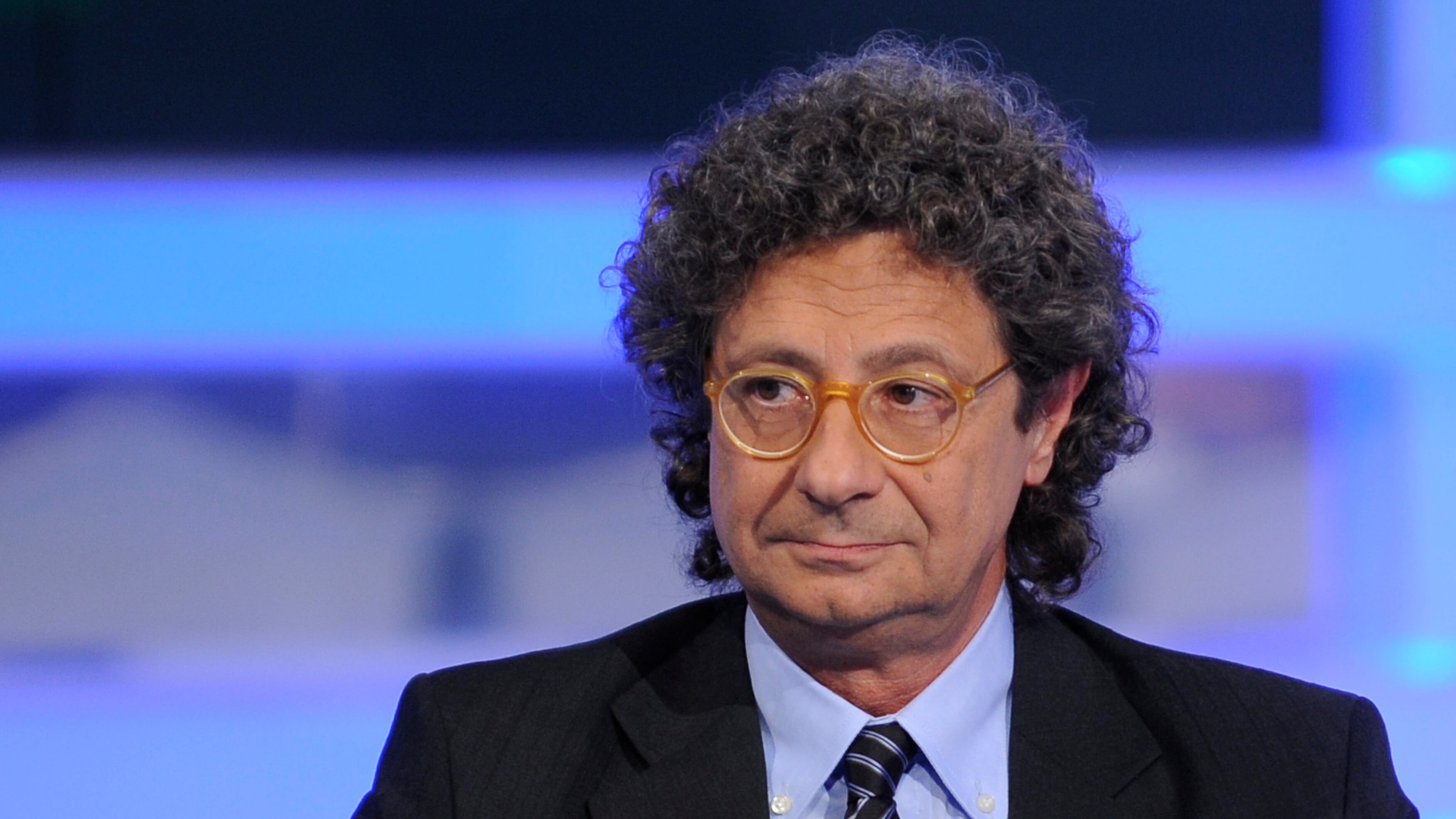 Per Domenica Sportiva spunta il nome di Cucchi
