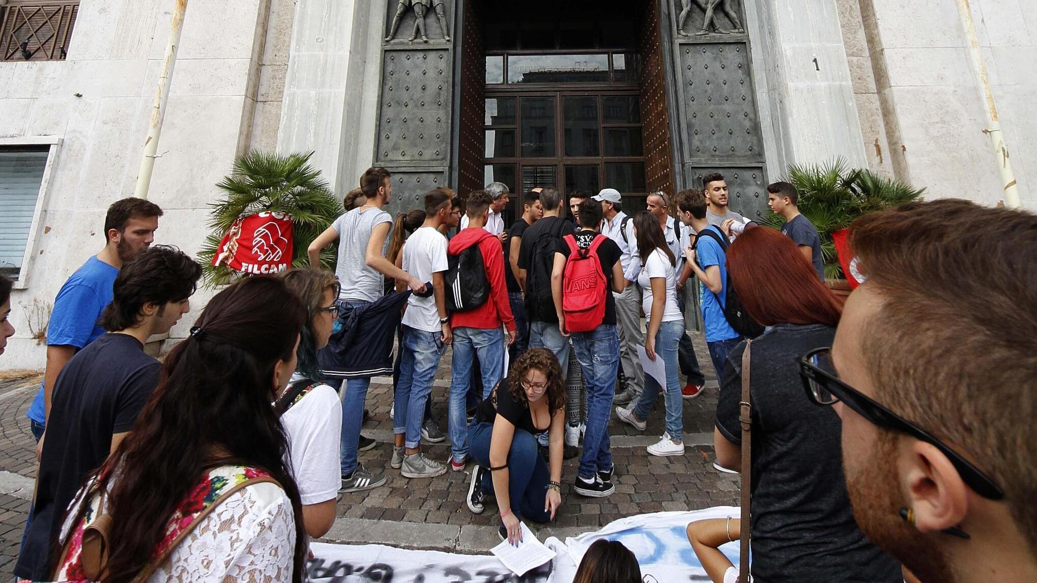 Province sempre più inutili in mano ai "signori nessuno"