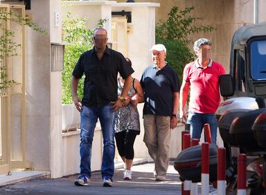 Priebke a spasso per Roma con la badante e la scorta 19