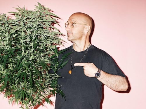 "Porto la cannabis a tavola". L'ultima trovata di Joe Bastianich