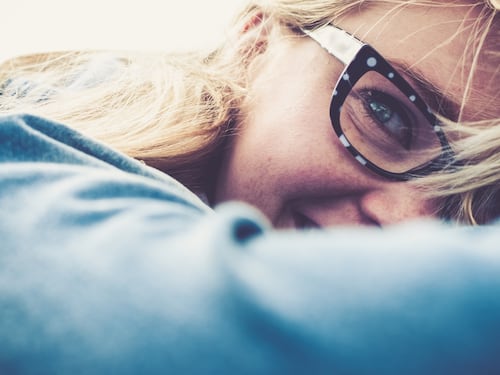 Occhiali da vista: come sceglierli in base al proprio viso