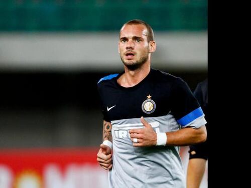 L'agente di Sneijder: "Va al Milan? No, resta al Galatasaray"