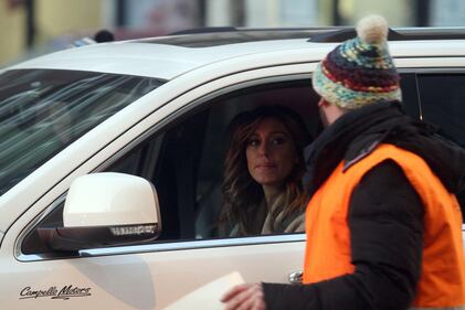 Belen Rodriguez bloccata dai forconi 2