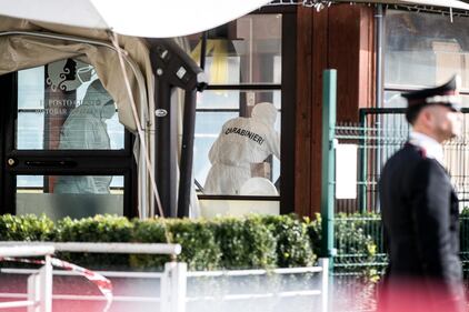 Sparatoria a Roma durante la riunione di condominio: tre morti e tre feriti 7