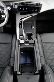 Nuova Peugeot 3008, guarda tutte le foto 24