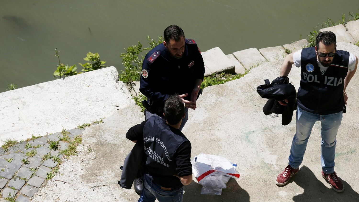 Giallo di Ponte Sisto, nei video il killer di Imen