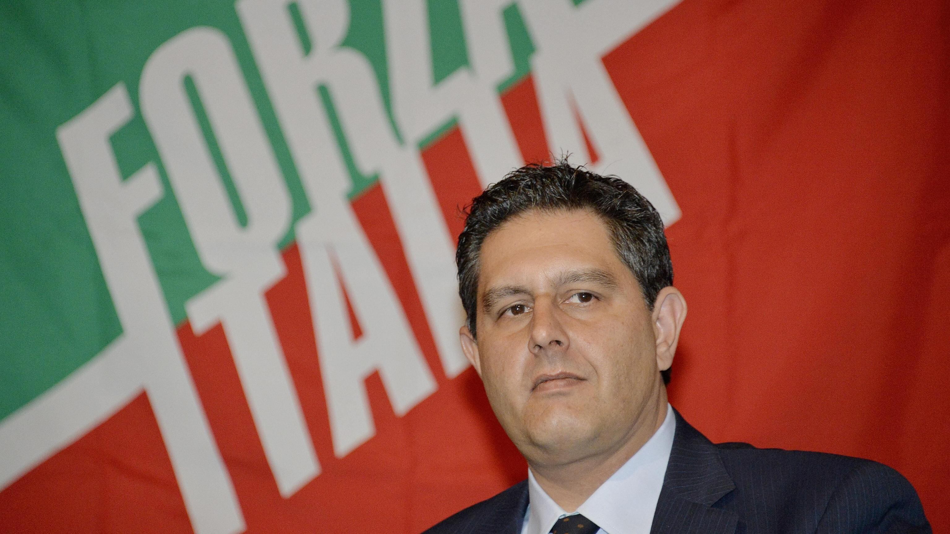 "Riuniamo il centrodestra con Ncd, Lega e Fdi"
