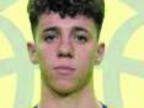 Si schianta in Ferrari, grave cestista di 21 anni