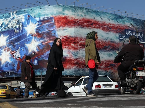 Usa-Iran, si tratta fra caccia, bombe e nuove esecuzioni