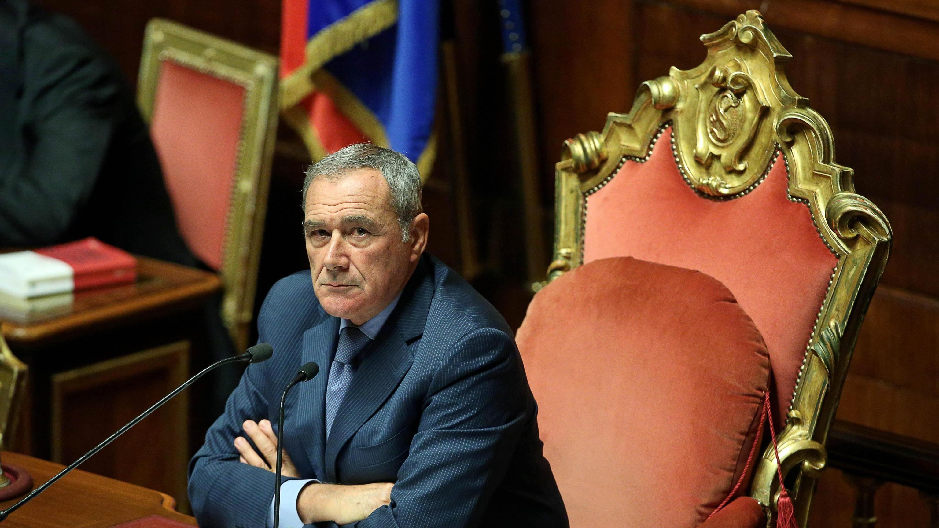 Decadenza, FI chiede di spostare la data. Grasso: "Questione chiusa"