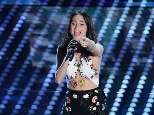 Sanremo, l'abito hot di Lodovica Comello