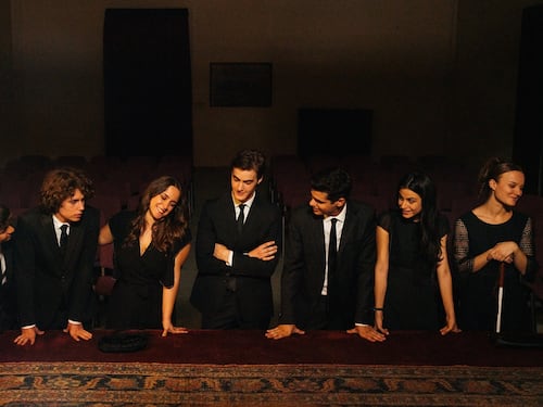 Musica, amicizia e amore. La Compagnia del Cigno è una fiaba contemporanea