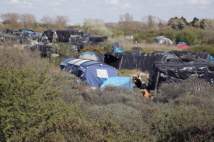 Calais invasa dai migranti 7