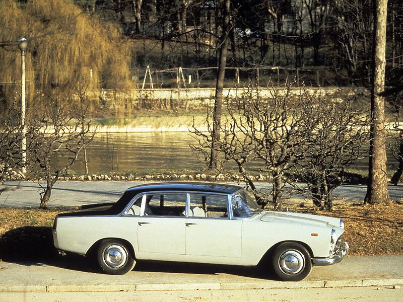Lancia Flaminia, guarda la gallery 5