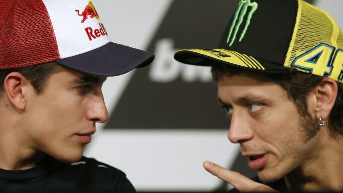 "Marquez ti batterò" Rossi prenota vittorie e rinnovo con la Yamaha