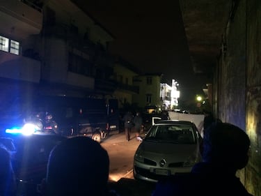 Killer in azione nel Napoletano: uccidono un 34enne e la madre  9