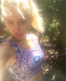 Miley Cyrus nuda su Instagram 9