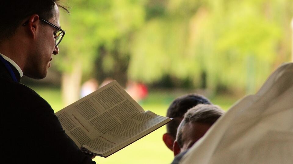 Belgio, sì dei vescovi agli uomini sposati come possibili sacerdoti