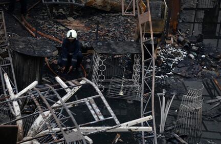 Incendio in un ristorante di Mumbai 5