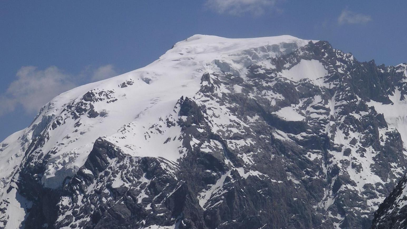 Strage sul monte maledetto: sei morti