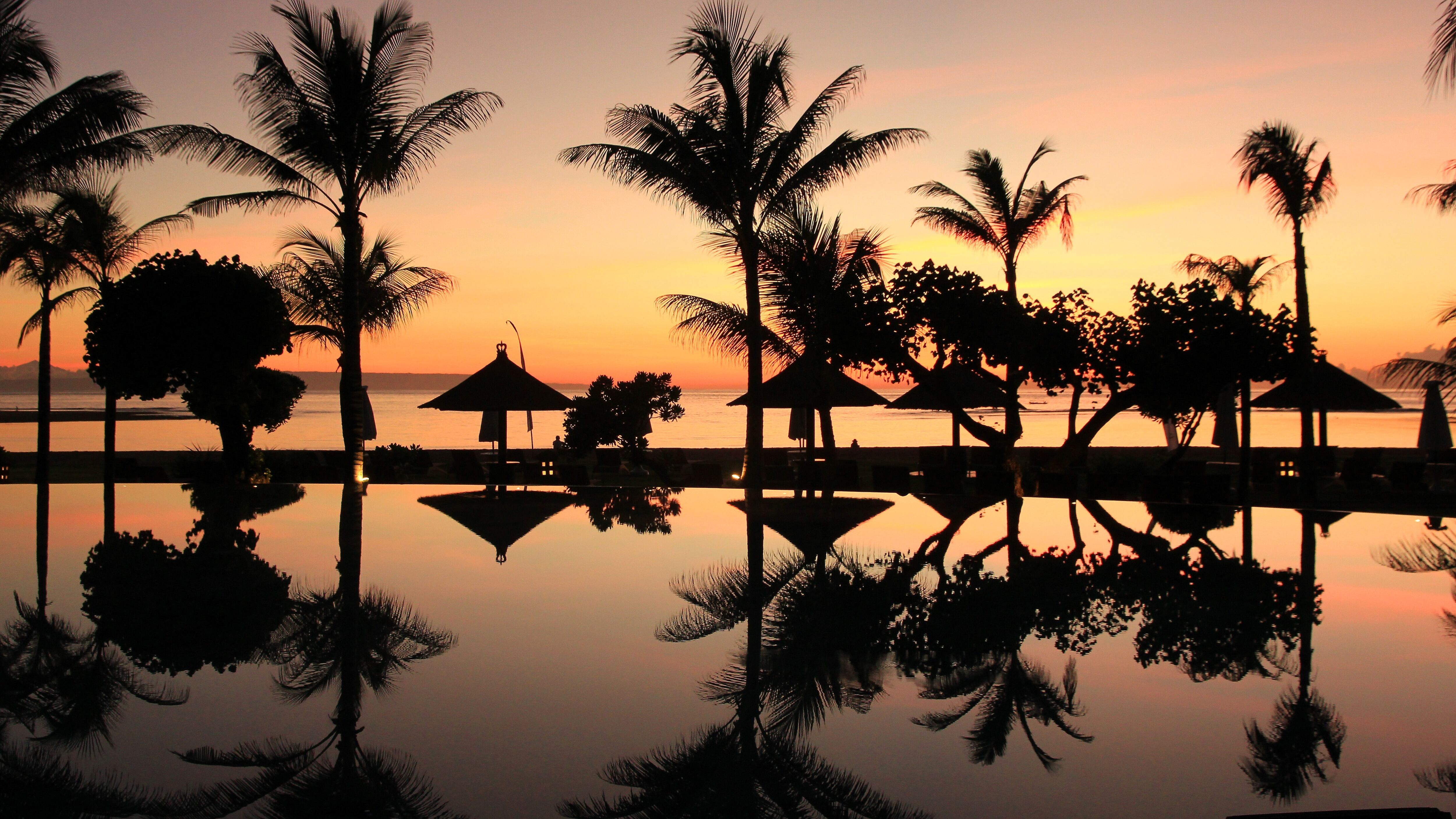 Sesso vietato tra non sposati. L'Indonesia spaventa i turisti
