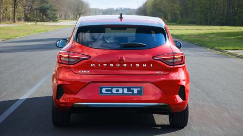 Nuova Mitsubishi Colt, guarda tutte le foto 3