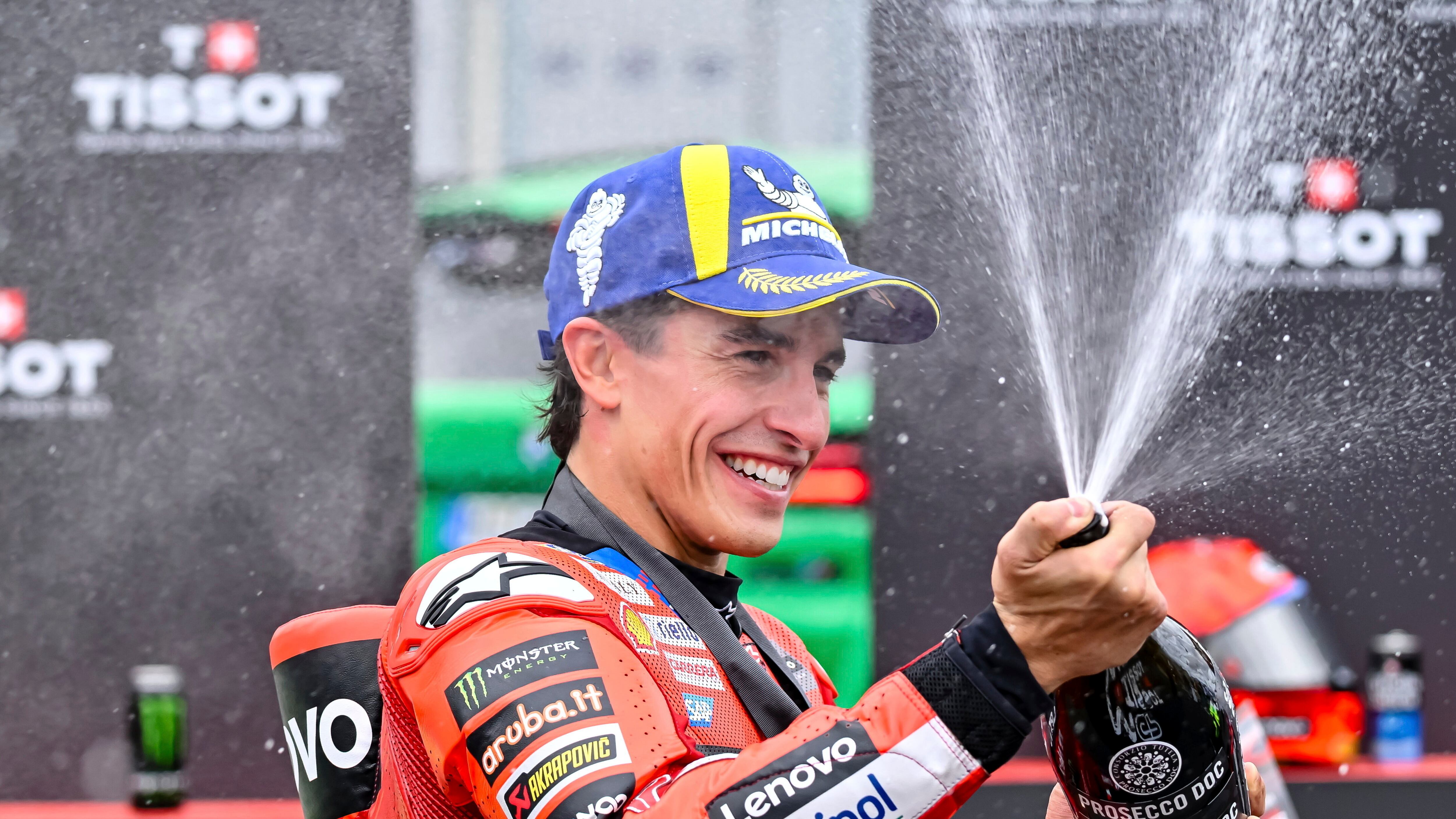 MotoGp, decima vittoria stagionale per Marquez in Ungheria. Bezzecchi 3°, Bagnaia 9°