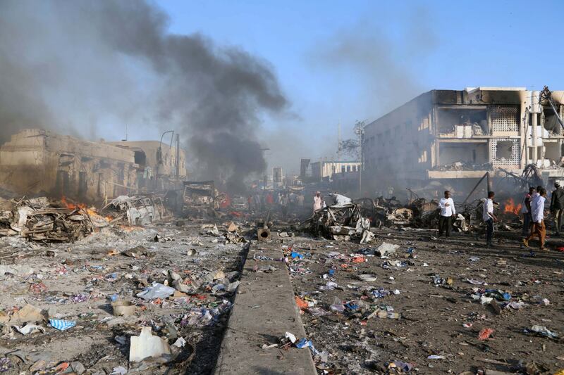 Mogadiscio, esplode un'autobomba: più di 200 vittime 14
