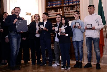 Matteo Salvini incontra Ramy, Adam, i carabinieri e i giovani eroi dell'autobus 3