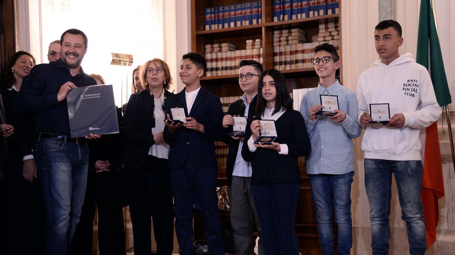 Oggi il "Sigillo longobardo" agli studenti eroi del bus