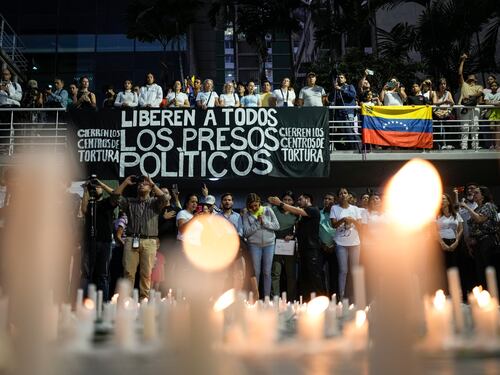 Venezuela, sequestri e torture. Gli agenti del regime scatenati