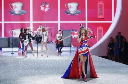 Victoria's Secret, sexy show tra due mesi: le modelle si preparano 53