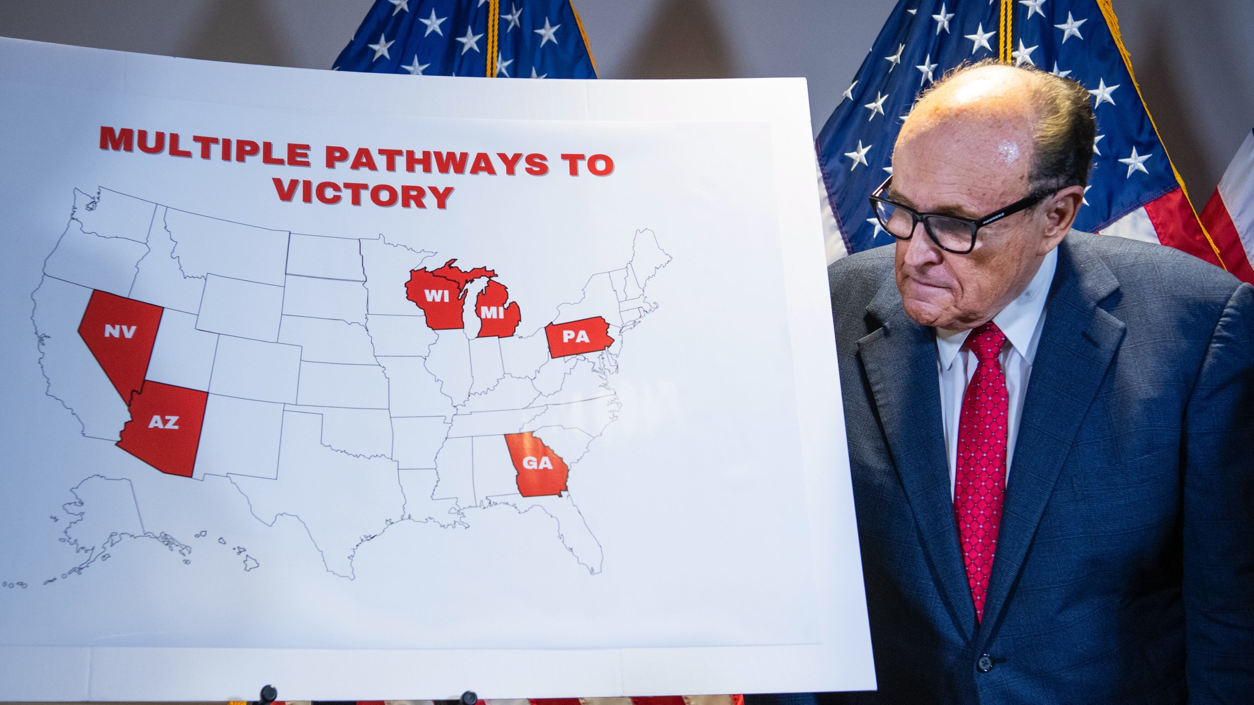 Assalto a Capitol Hill, da Rudy Giuliani agli avvocati: chi sono i "complici" del complotto di Trump