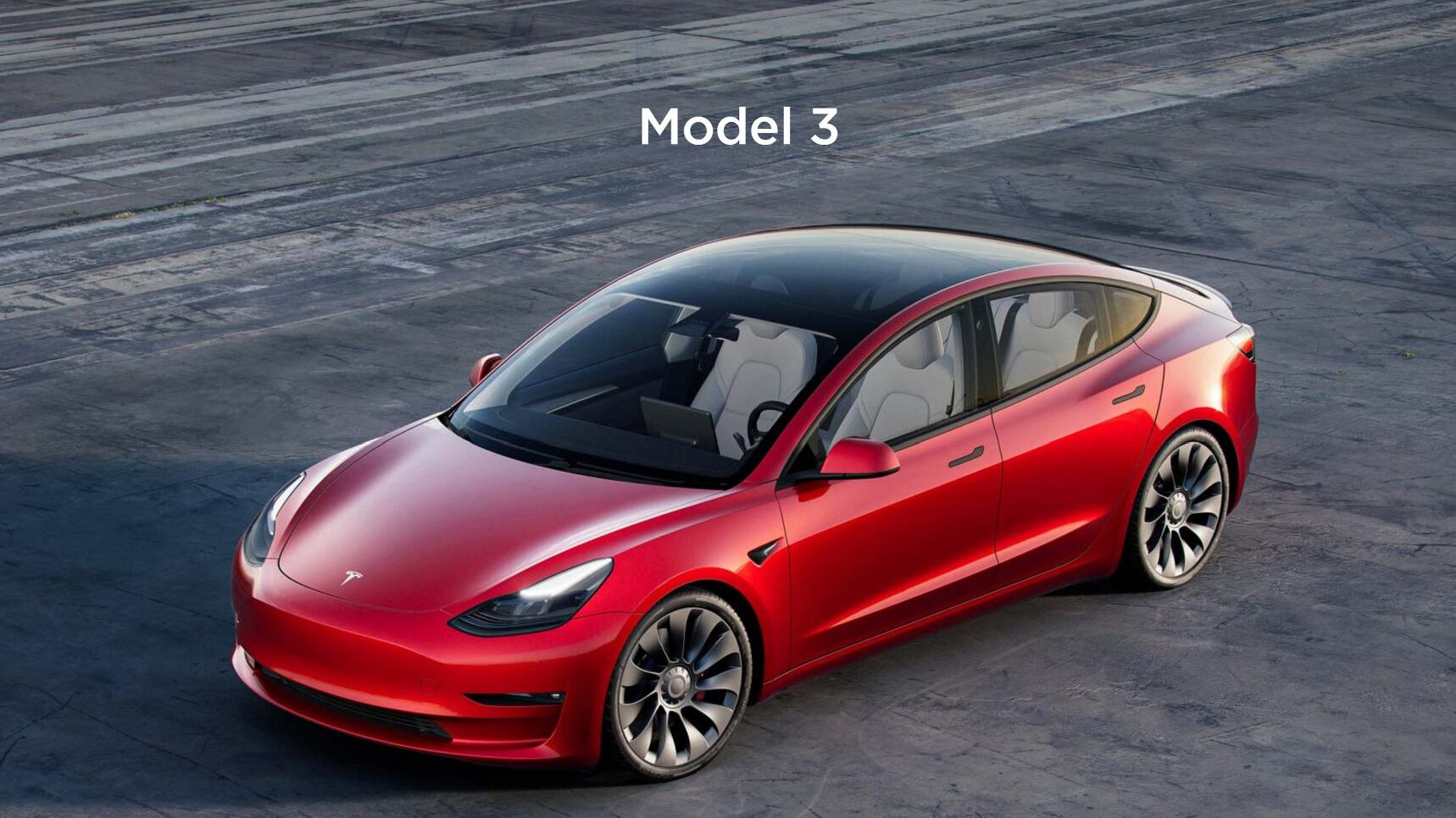 Auto elettriche in autostrada: la prova dei 300 km senza ricaricare con una Tesla Model 3