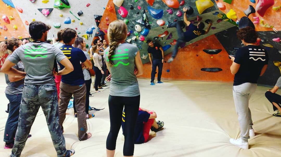 Pareti, arrampicate e vertigini, urban wall, sfida tra campioni