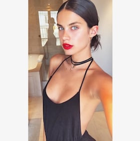 Sara Sampaio sexy su Instagram: foto 14