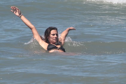 Dayane Mello hot, lato b da urlo in vacanza 19