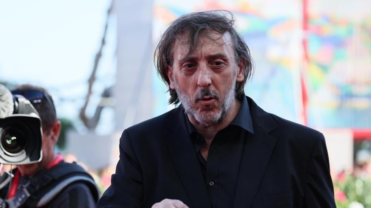 "Sono un imbianchino". Massimo Ceccherini si scusa dopo la polemica su gli ebrei