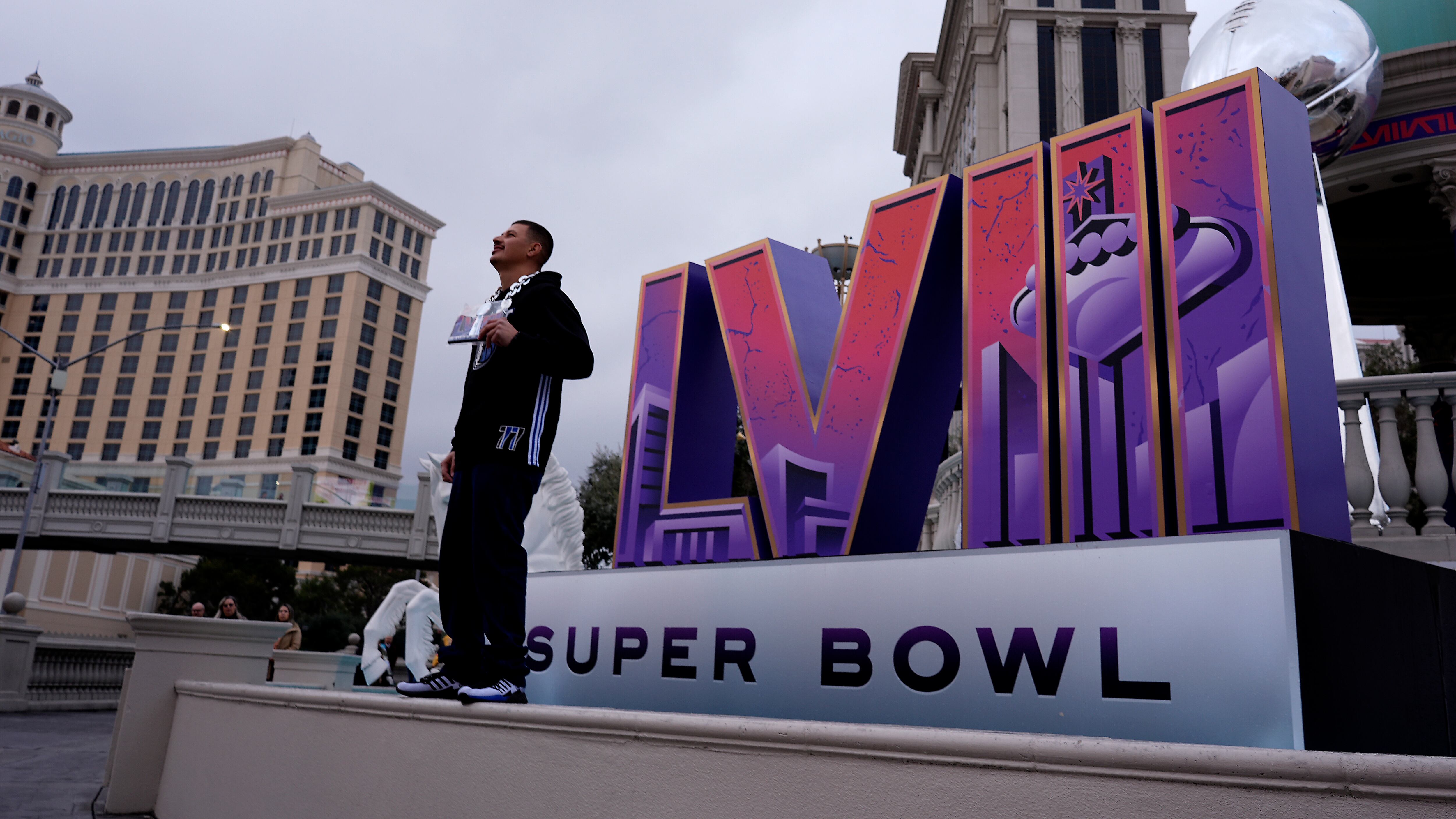 La "scommessa" di giocare il Super Bowl nella capitale mondiale dell'azzardo