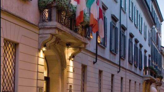 Blitz nel Quadrilatero: ladri al Four Seasons
